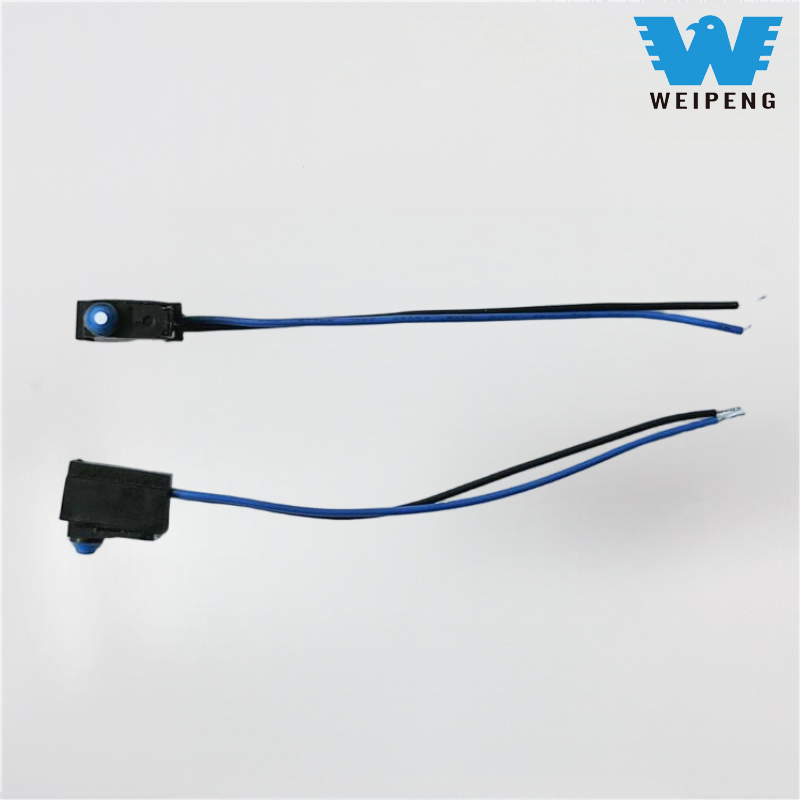 Micro-interrupteur à bouton-poussoir étanche à broche avec fils